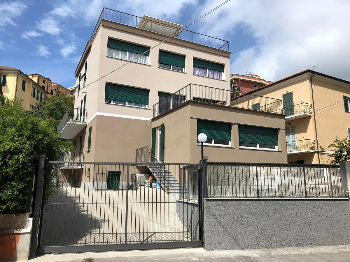 Appartamento Casavienna app A1 app A2 Varazze